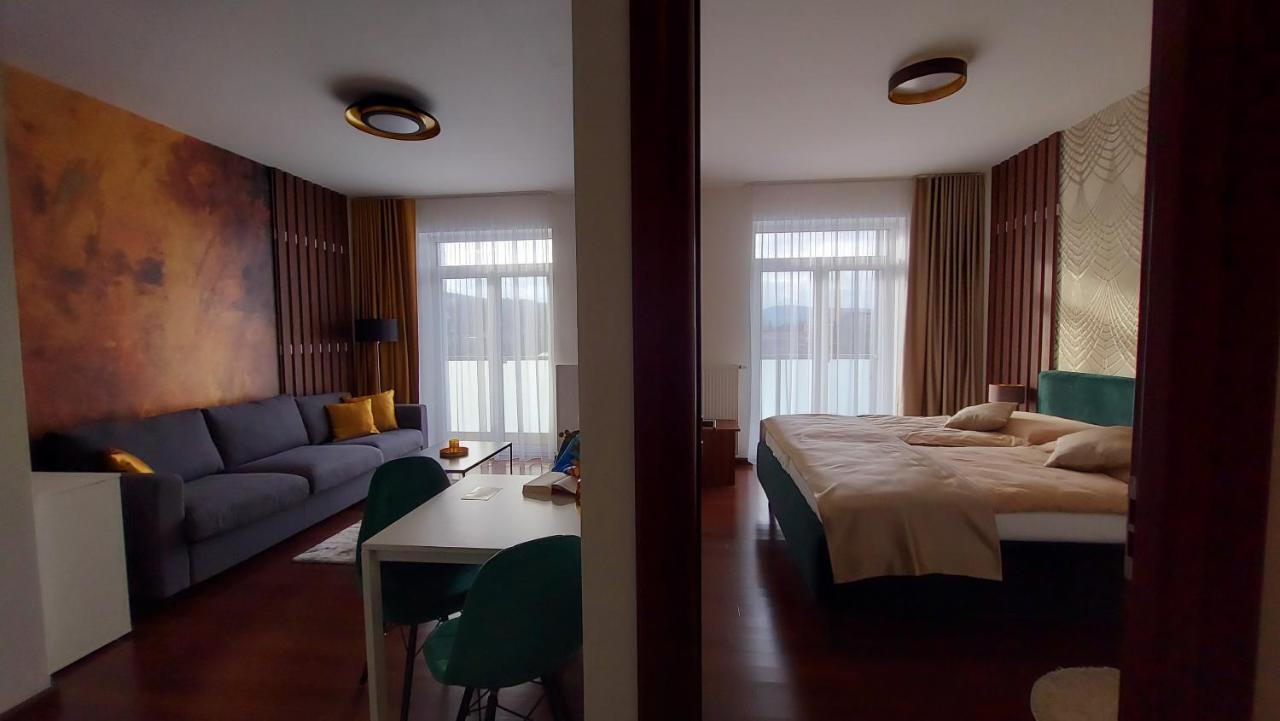 Apartment Moser 1303 카를로비바리 외부 사진