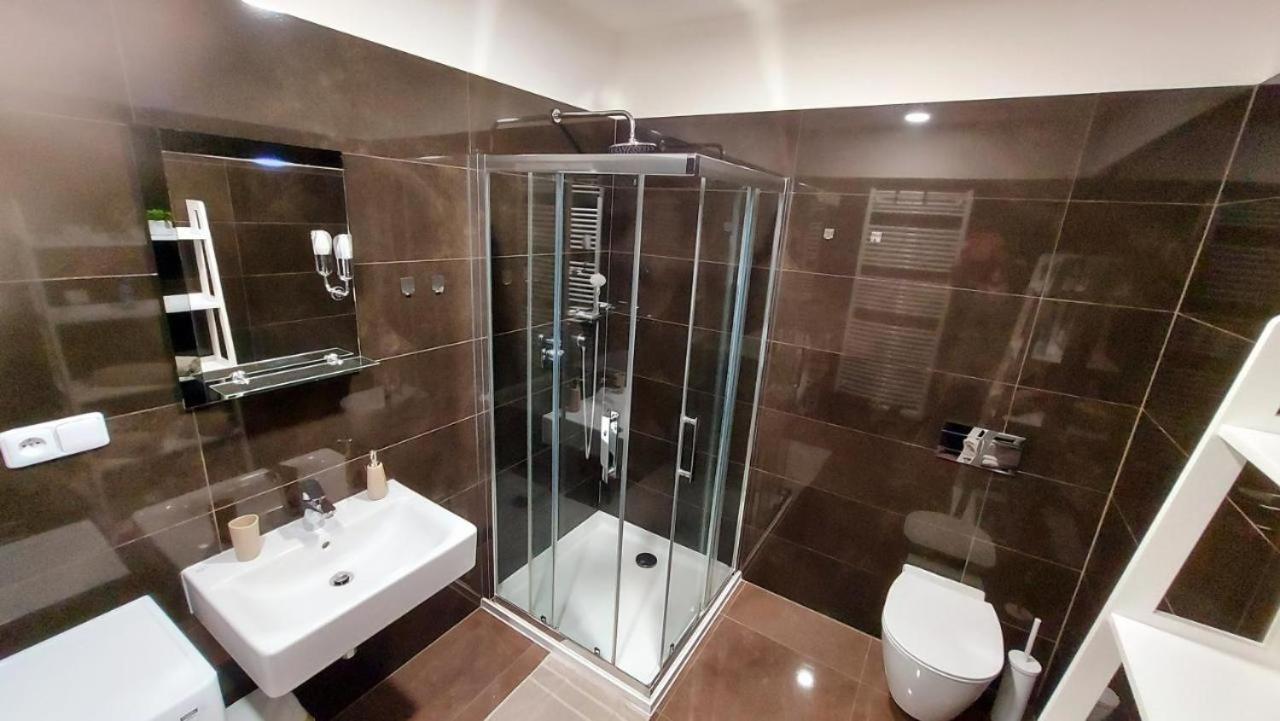 Apartment Moser 1303 카를로비바리 외부 사진